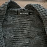 Fashion chunky cable knit cardigan Size XL Photo 1
