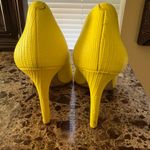 Jessica Simpson  Vibrant and beautiful Yellow Heels! Gently worn! Photo 2