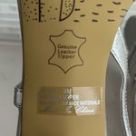 Bella Vita  Women's Block Heel Sandal Heeled Photo 9