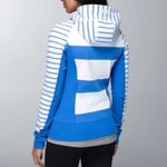 Lululemon  Scuba Hoodie II in Stroll Stripe Pipe Dream Blue White Size 2 Photo 1