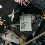 American Eagle  Black Floral Tie-Front Blouse M Silky Viscose Resort Casual Top Photo 13