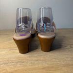 Italian Shoemakers Sandals Beige Wedge Heels Gold Accent Size 8.5 Women Photo 6