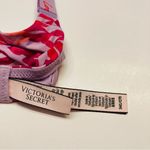 Victoria's Secret  T-Shirt Lightly Lined Wireless Bra 34C Pink Lips Love‎ Straps Photo 8