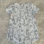 EXPRESS Stylish Black and White Women's Top Photo 6