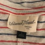 Universal Threads Blouse Photo 2