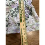 Liz Claiborne  Women Floral Button Down Size Medium‎ Cotton Blend Lightweight Photo 3