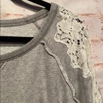 Free People  Crop sweatshirt M grey crochet raw hem Photo 6