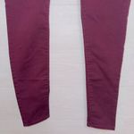 Levi's 710 Women's Red Maroon Super Skinny Mid Rise Casual Pants size 32 Photo 3