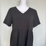 Lightweight Tiered V Neck Dress | NWOT | Medium | Black | Short Sleeve Photo 1