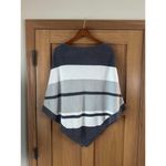 Barefoot Dreams  CozyChic Ultra Lite Ocean Breeze Poncho Gray Women’s ONE SIZE Photo 5