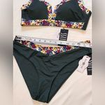 Vetchy Floral Trim Bikini Set Photo 4