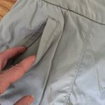 Athleta Trekkie Cargo Skort Light Gray Size 10 Photo 4