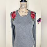 Alya Gray Cold Shoulder Sweater with Rose Embroidered Flowers Size Large Photo 8