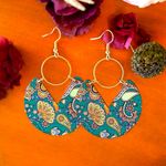 Vibrant Geometric Unique Shape Line Accents Delicate Flower Pattern‎ Earrings Photo 1