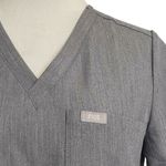 FIGS  Size XS Gray Scrub Top Short Sleeve Uniform Nurse Doctor Medical Tech Photo 1