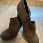 Women’s Dark gray suede ankle Pumps size 10 Photo 2