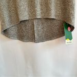 Halara  Play It My Way Athleisure Top Women NWT Md Grey High Low Hem Keyhole Back Photo 5