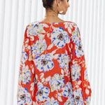 Pretty red lightweight blouse with bold floral design! Has cute balloon … Size 14 Photo 1