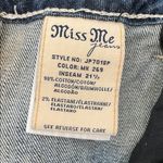 Miss Me  Signature Cuffed Capri Jeans Size 32 Photo 7
