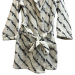 Victoria's Secret  Short Cozy Bath Robe Size XL/XXL Black White Ribbon Script Photo 2