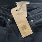 Levi's 🆕Levi’s SZ 4 SHORT NWT SCULPT HYPERSOFT W 27 L 28 Photo 1