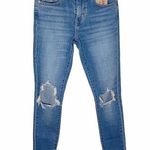 Levi's 721 High Rise Skinny Jeans with rip knee size 25 Photo 0