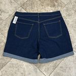 Old Navy  Mid Rise Cuffed Jean Shorts 7” NEW Size 10 Photo 7