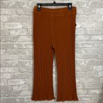 Beyond Yoga  Free Flow Wide-Leg Cropped Pants Photo 2