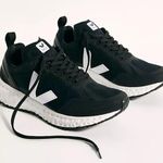 VEJA Women’s CONDOR 2 ALVEOMESH Sneaker Photo 1