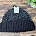 Lululemon Ombre Knit Textured Beanie NWT O/S (Black Grey) Photo 0