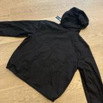 Aritzia  TnAction Windbreaker Black Photo 3