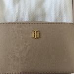 Tommy Hilfiger Crossbody Purse Photo 2