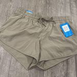 Columbia Omni shade Olive Green Shorts Photo 3