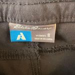 Eddie Bauer Women's  First Ascent Guide Pro Hiking Shorts in Black size 8 Photo 8