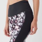 Splendid NWT floral high waisted leggings for yoga or the gym in size XS Photo 2