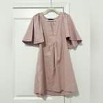 Tuckernuck Pomander Place Lilac Finley Flutter Sleeve Dress Pink Size XS Photo 4
