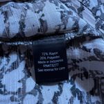 Vera Wang Simply Vera  Sleeveless Split Neck Blouse Size X-Large Camo Print Photo 4