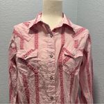 Wrangler  Size M pink and White Striped Casual Button-Up Shirt western farmhouse Photo 3