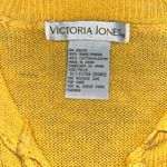 Victoria Jones VTG Yellow Sh Slv, Vneck, Button Down Sweater W Fruit 1X/1 Size undefined Photo 9