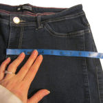 Lee Women Midrise Fit Dark Wash Denim Jean Shorts Size 12 Photo 7