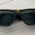 Vintage Retro 1980s sunglasses gold detail black brown gold medallion nice cool Photo 0