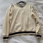 Brandy Melville  Pullover Sweater Photo 0