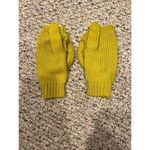 Xhilaration women's yellow with green snowflake acrylic knit flip gloves Photo 1