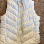 SO White Puffer Vest Photo 0