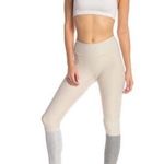 Outdoor Voices 7/8 Dipped Legging in Oatmeal/Dove/Ash Size Small Photo 0