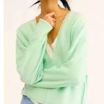 Free People  fall  SOLITAIRE CASHMERE V NECK PULLOVER boho green soft sweater Photo 1