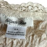 Urban Outfitters  Women's Ivory Lace Floral Crop‎ Top Size S Photo 5