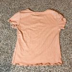 Altar'd State  Ribbed T‎ Shirt Womens Medium Peach Short Sleeve Lettuce Edge Top Photo 4