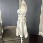 Women’s Silver Satin Short Prom Party Dress Spaghetti Straps Size 6 *READ Photo 1
