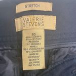Valerie Stevens Women’s Cropped Pants Black Size 10 Stretch Inseam 25” Photo 6